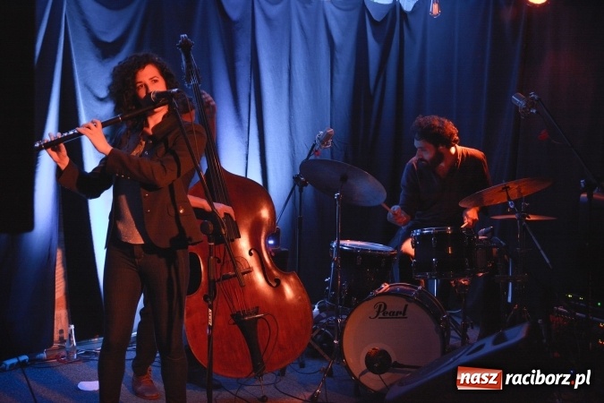 Zdjęcie w galerii na portalu naszraciborz.pl: Hadar Noiberg Trio na Końcu Świata  wiadomości z regionu