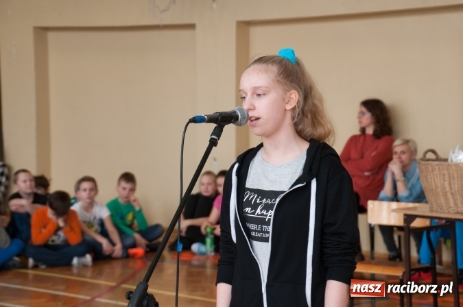 Zdjęcie w galerii na portalu naszraciborz.pl: Mój Talent! Konkurs talentów na przywitanie wiosny w SP18 wiadomości z regionu