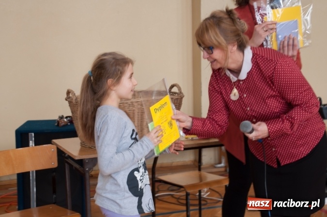 Zdjęcie w galerii na portalu naszraciborz.pl: Mój Talent! Konkurs talentów na przywitanie wiosny w SP18 wiadomości z regionu