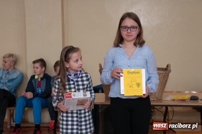 Zdjęcie w galerii na portalu naszraciborz.pl: Mój Talent! Konkurs talentów na przywitanie wiosny w SP18 wiadomości z regionu