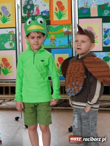 Zdjęcie w galerii na portalu naszraciborz.pl: Ile zer ma milion? Szkoła Podstawowa nr 4 wita wiosnę  wiadomości z regionu