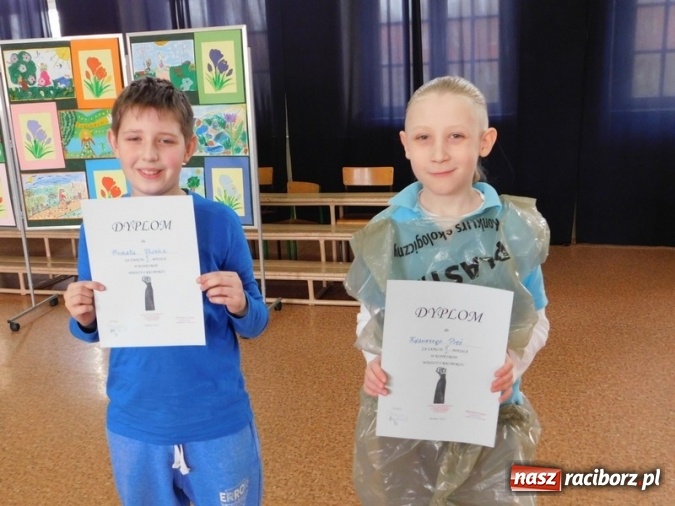 Zdjęcie w galerii na portalu naszraciborz.pl: Ile zer ma milion? Szkoła Podstawowa nr 4 wita wiosnę  wiadomości z regionu