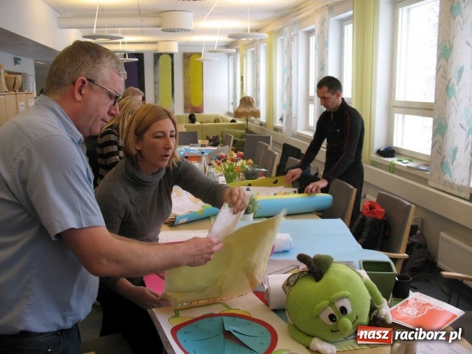 Zdjęcie w galerii na portalu naszraciborz.pl: Nauczyciele z tworkowskiej szkoły z wizytą w fińskim Rovaniemi w ramach projektu Erasmus+ wiadomości z regionu