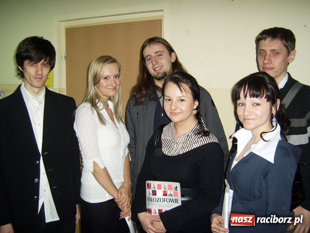 Zdjęcie w galerii na portalu naszraciborz.pl: Zimowa sesja egzaminacyjna wiadomości z regionu