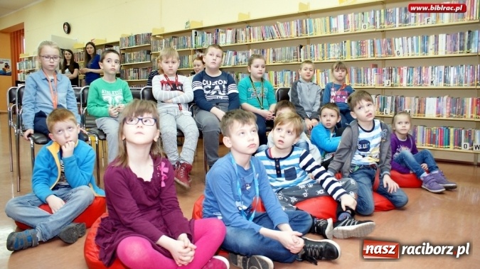 Zdjęcie w galerii na portalu naszraciborz.pl: Światowy Dzień Wody w raciborskiej bibliotece wiadomości z regionu