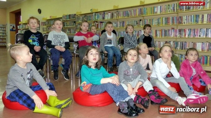 Zdjęcie w galerii na portalu naszraciborz.pl: Światowy Dzień Wody w raciborskiej bibliotece wiadomości z regionu