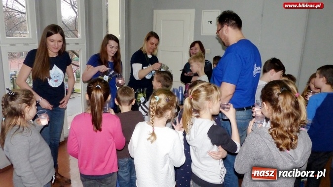 Zdjęcie w galerii na portalu naszraciborz.pl: Światowy Dzień Wody w raciborskiej bibliotece wiadomości z regionu