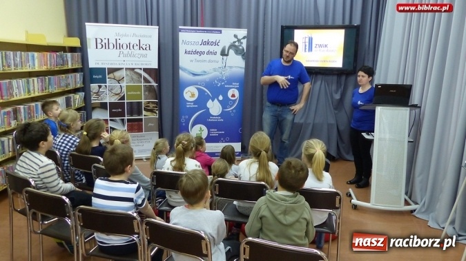 Zdjęcie w galerii na portalu naszraciborz.pl: Światowy Dzień Wody w raciborskiej bibliotece wiadomości z regionu