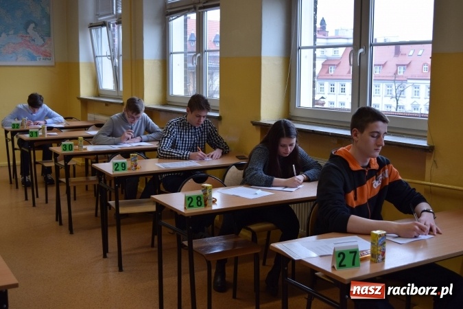 Zdjęcie w galerii na portalu naszraciborz.pl: Mądre głowy w CKZiU nr 1. Najlepsza Natalia Puczek i Gimnazjum nr 1 wiadomości z regionu