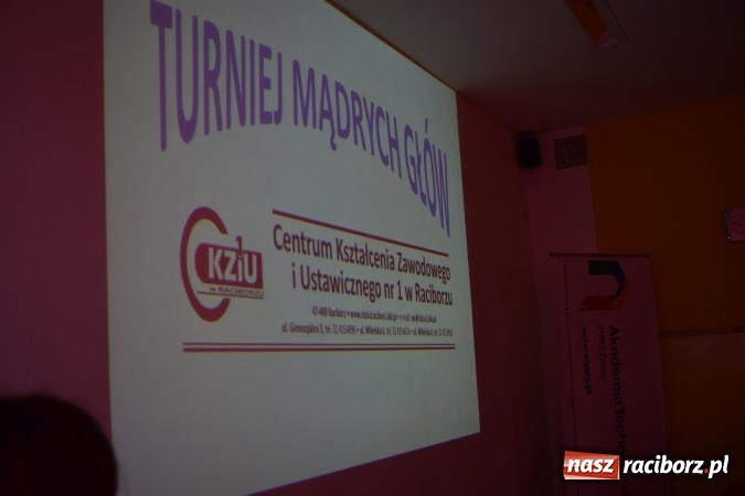 Zdjęcie w galerii na portalu naszraciborz.pl: Mądre głowy w CKZiU nr 1. Najlepsza Natalia Puczek i Gimnazjum nr 1 wiadomości z regionu