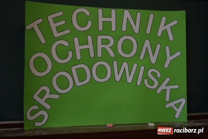 Zdjęcie w galerii na portalu naszraciborz.pl: Mądre głowy w CKZiU nr 1. Najlepsza Natalia Puczek i Gimnazjum nr 1 wiadomości z regionu