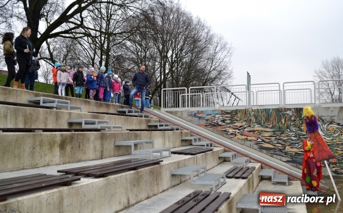 Zdjęcie w galerii na portalu naszraciborz.pl: Maluchy przegoniły zimę na dobre!  wiadomości z regionu