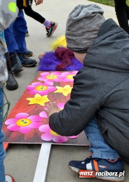 Zdjęcie w galerii na portalu naszraciborz.pl: Maluchy przegoniły zimę na dobre!  wiadomości z regionu