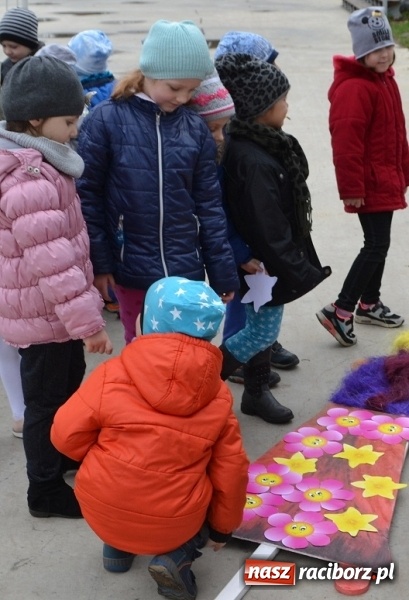 Zdjęcie w galerii na portalu naszraciborz.pl: Maluchy przegoniły zimę na dobre!  wiadomości z regionu