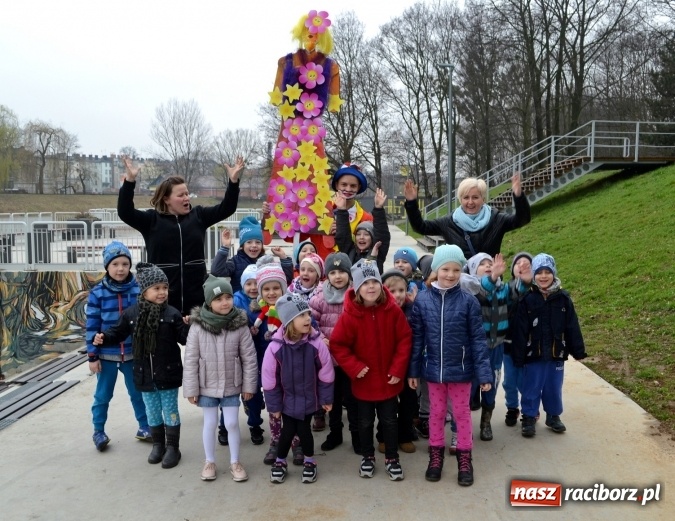 Zdjęcie w galerii na portalu naszraciborz.pl: Maluchy przegoniły zimę na dobre!  wiadomości z regionu