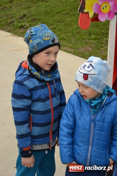 Zdjęcie w galerii na portalu naszraciborz.pl: Maluchy przegoniły zimę na dobre!  wiadomości z regionu