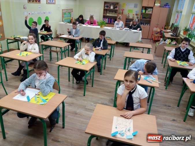 Zdjęcie w galerii na portalu naszraciborz.pl: XIX Międzyszkolny Konkurs Ortograficzny Mistrz Ortografii za nami wiadomości z regionu