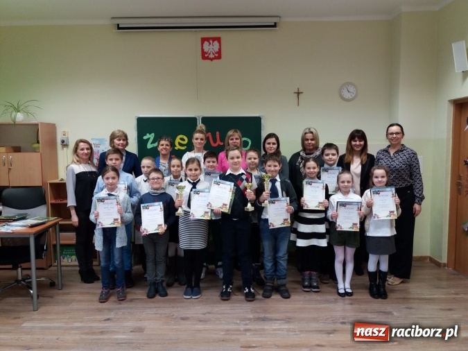 Zdjęcie w galerii na portalu naszraciborz.pl: XIX Międzyszkolny Konkurs Ortograficzny Mistrz Ortografii za nami wiadomości z regionu