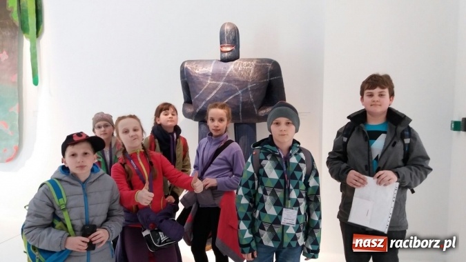 Zdjęcie w galerii na portalu naszraciborz.pl: Dobry wynik Sercomaniaków z SP 1 wśród kreatywnych z całego świata w projekcie Destination Imagination  wiadomości z regionu