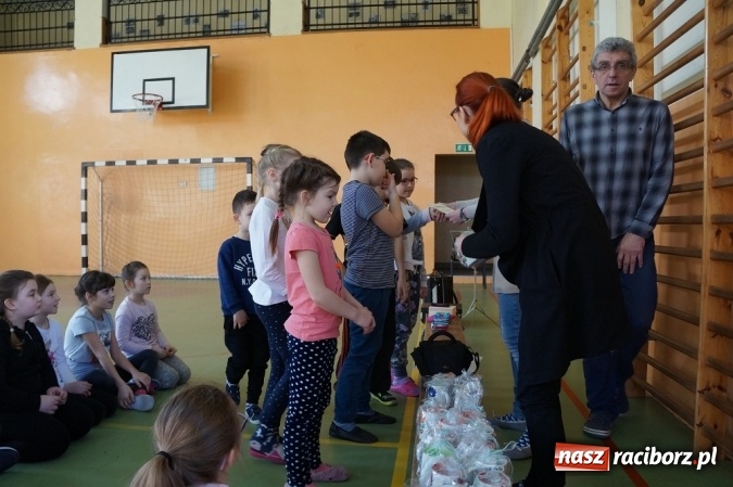 Zdjęcie w galerii na portalu naszraciborz.pl: Mała Strzecha z RCK na warsztatach tanecznych wiadomości z regionu