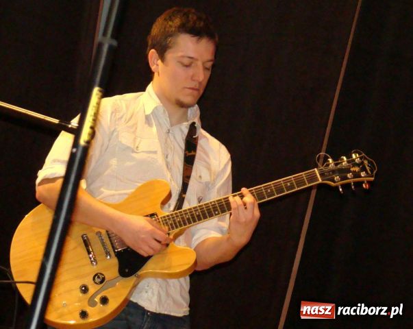 Zdjęcie w galerii na portalu naszraciborz.pl: PRZECINEK postawił KROPKĘ nad i wiadomości z regionu