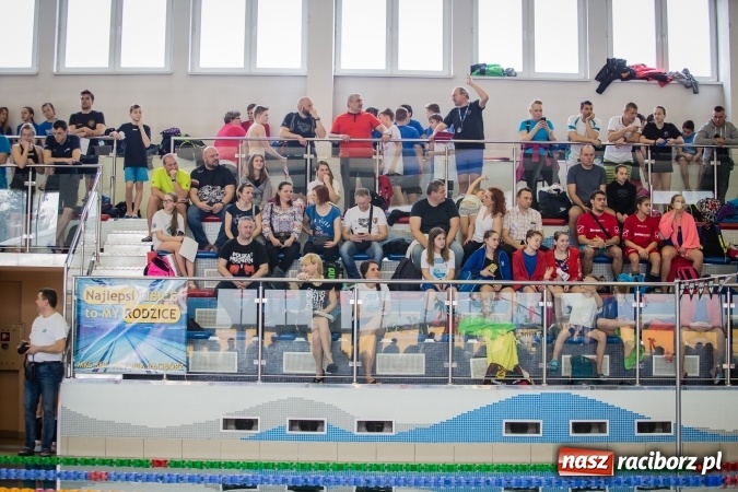 Zdjęcie w galerii na portalu naszraciborz.pl: Międzywojewódzkie Drużynowe Mistrzostwa Młodzików do lat 13 na pływalni ZSOMS wiadomości z regionu