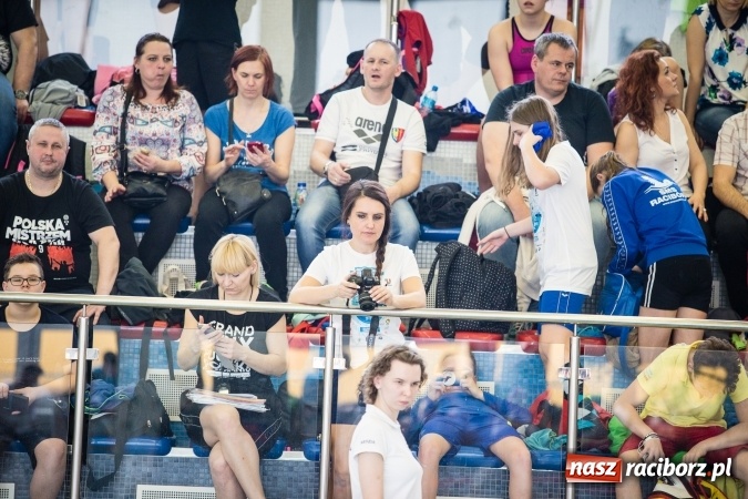 Zdjęcie w galerii na portalu naszraciborz.pl: Międzywojewódzkie Drużynowe Mistrzostwa Młodzików do lat 13 na pływalni ZSOMS wiadomości z regionu