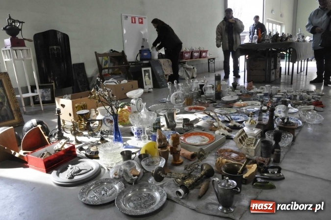 Zdjęcie w galerii na portalu naszraciborz.pl: Pietrowicka giełda staroci rośnie w siłę wiadomości z regionu