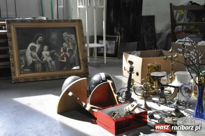 Zdjęcie w galerii na portalu naszraciborz.pl: Pietrowicka giełda staroci rośnie w siłę wiadomości z regionu