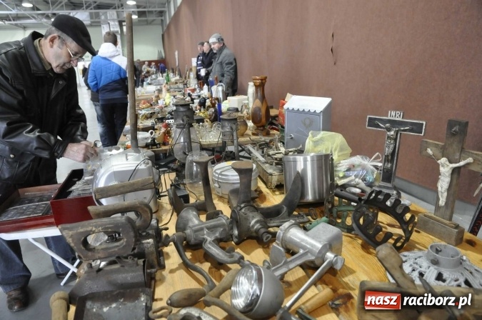 Zdjęcie w galerii na portalu naszraciborz.pl: Pietrowicka giełda staroci rośnie w siłę wiadomości z regionu