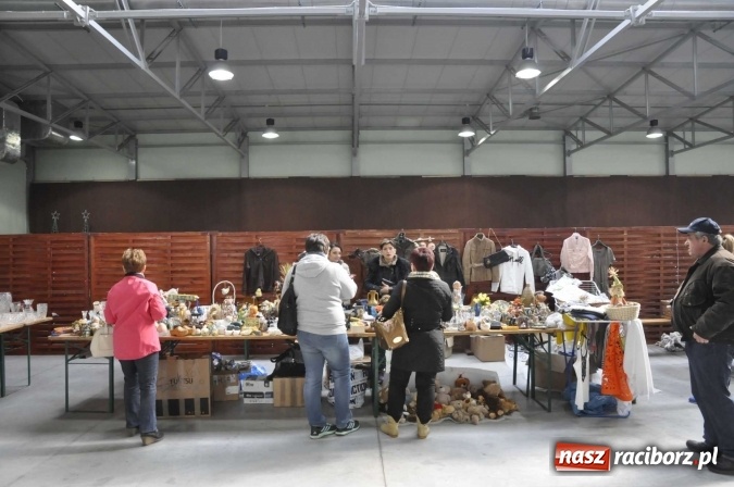 Zdjęcie w galerii na portalu naszraciborz.pl: Pietrowicka giełda staroci rośnie w siłę wiadomości z regionu