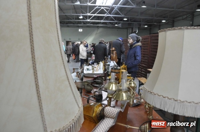 Zdjęcie w galerii na portalu naszraciborz.pl: Pietrowicka giełda staroci rośnie w siłę wiadomości z regionu