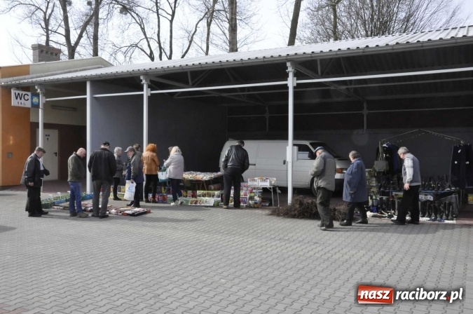 Zdjęcie w galerii na portalu naszraciborz.pl: Pietrowicka giełda staroci rośnie w siłę wiadomości z regionu