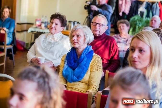 Zdjęcie w galerii na portalu naszraciborz.pl: Koncert Wiosenny w wykonaniu wychowank&oacute;w Studia ARS wiadomości z regionu