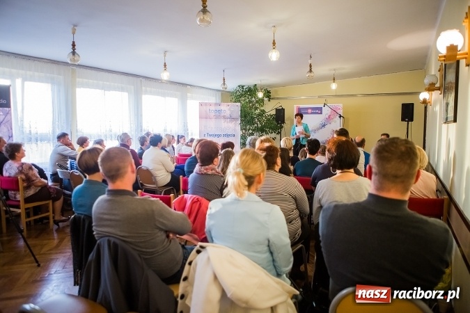 Zdjęcie w galerii na portalu naszraciborz.pl: Koncert Wiosenny w wykonaniu wychowank&oacute;w Studia ARS wiadomości z regionu