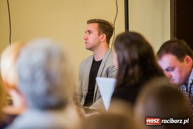 Zdjęcie w galerii na portalu naszraciborz.pl: Koncert Wiosenny w wykonaniu wychowank&oacute;w Studia ARS wiadomości z regionu