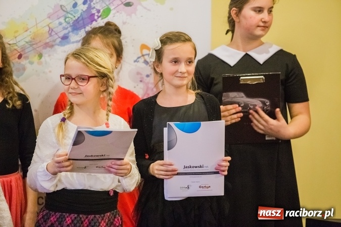 Zdjęcie w galerii na portalu naszraciborz.pl: Koncert Wiosenny w wykonaniu wychowank&oacute;w Studia ARS wiadomości z regionu