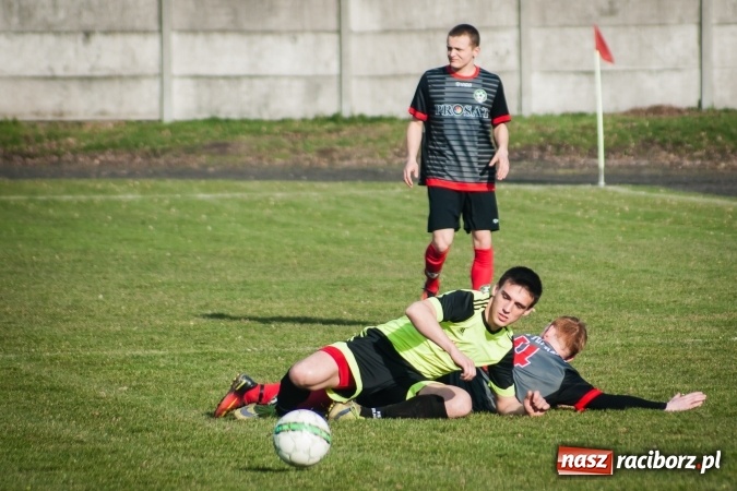 Zdjęcie w galerii na portalu naszraciborz.pl: Tworków nie pozostawił złudzeń Gołkowicom. Pewna wygrana beniaminka wiadomości z regionu