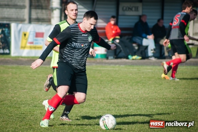Zdjęcie w galerii na portalu naszraciborz.pl: Tworków nie pozostawił złudzeń Gołkowicom. Pewna wygrana beniaminka wiadomości z regionu