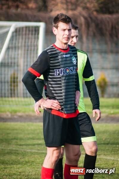 Zdjęcie w galerii na portalu naszraciborz.pl: Tworków nie pozostawił złudzeń Gołkowicom. Pewna wygrana beniaminka wiadomości z regionu