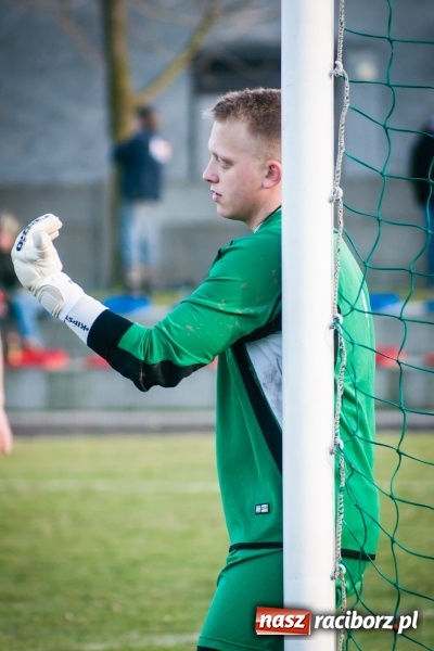 Zdjęcie w galerii na portalu naszraciborz.pl: Tworków nie pozostawił złudzeń Gołkowicom. Pewna wygrana beniaminka wiadomości z regionu