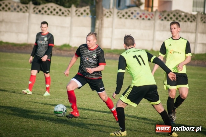 Zdjęcie w galerii na portalu naszraciborz.pl: Tworków nie pozostawił złudzeń Gołkowicom. Pewna wygrana beniaminka wiadomości z regionu