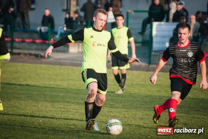 Zdjęcie w galerii na portalu naszraciborz.pl: Tworków nie pozostawił złudzeń Gołkowicom. Pewna wygrana beniaminka wiadomości z regionu