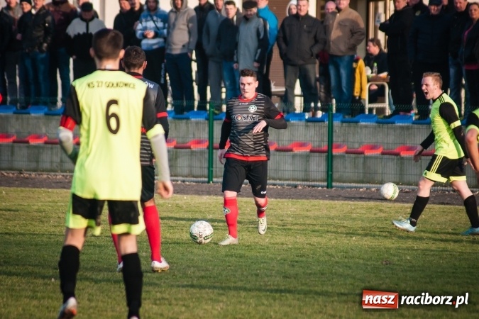 Zdjęcie w galerii na portalu naszraciborz.pl: Tworków nie pozostawił złudzeń Gołkowicom. Pewna wygrana beniaminka wiadomości z regionu