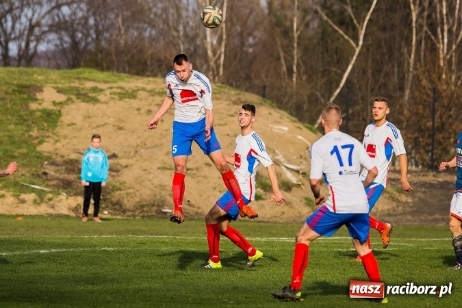 Zdjęcie w galerii na portalu naszraciborz.pl: Błędy lubią się mścić. Radziechowy lepsze od Unii wiadomości z regionu