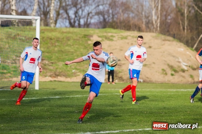 Zdjęcie w galerii na portalu naszraciborz.pl: Błędy lubią się mścić. Radziechowy lepsze od Unii wiadomości z regionu