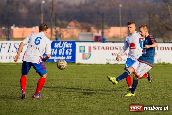 Zdjęcie w galerii na portalu naszraciborz.pl: Błędy lubią się mścić. Radziechowy lepsze od Unii wiadomości z regionu