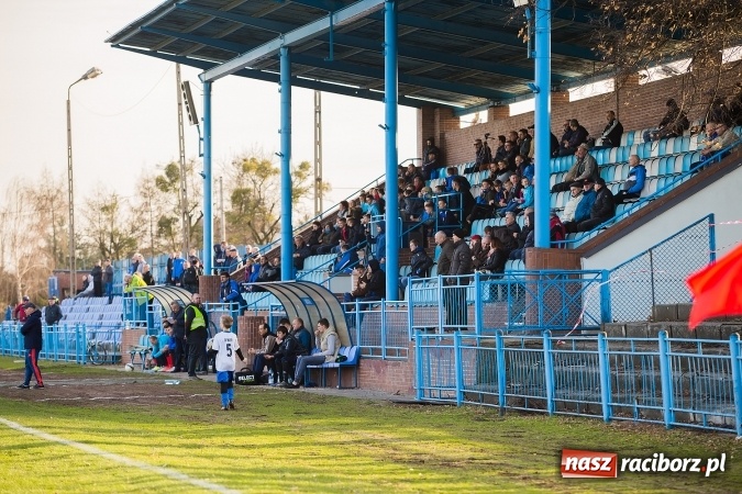 Zdjęcie w galerii na portalu naszraciborz.pl: Błędy lubią się mścić. Radziechowy lepsze od Unii wiadomości z regionu