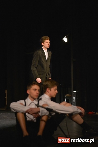 Zdjęcie w galerii na portalu naszraciborz.pl: Gwoli jakiejś tajemnicy - premiera Tetraedru wiadomości z regionu