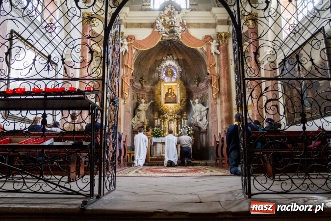 Zdjęcie w galerii na portalu naszraciborz.pl: Pielgrzymka Skautów Europy do Rud  wiadomości z regionu